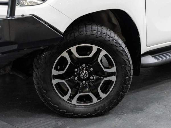 2022 Toyota Hilux SR5 Diesel Automatic 4WD