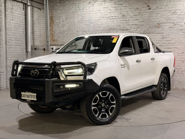2022 Toyota Hilux SR5 4WD Automatic Diesel