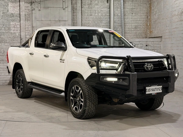 2022 Toyota Hilux SR5 4WD Automatic Diesel