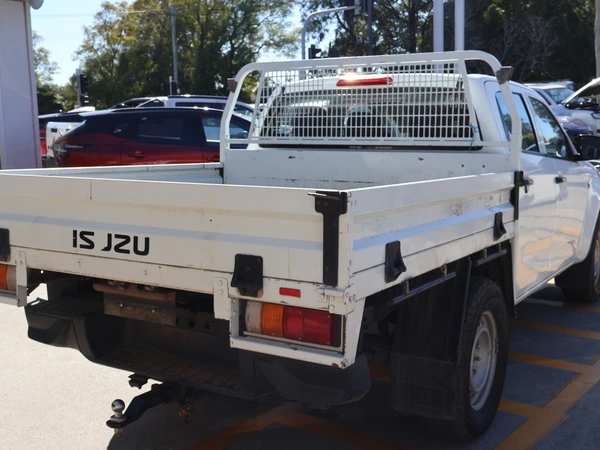 2022 Isuzu D-max SX Diesel Automatic 4WD