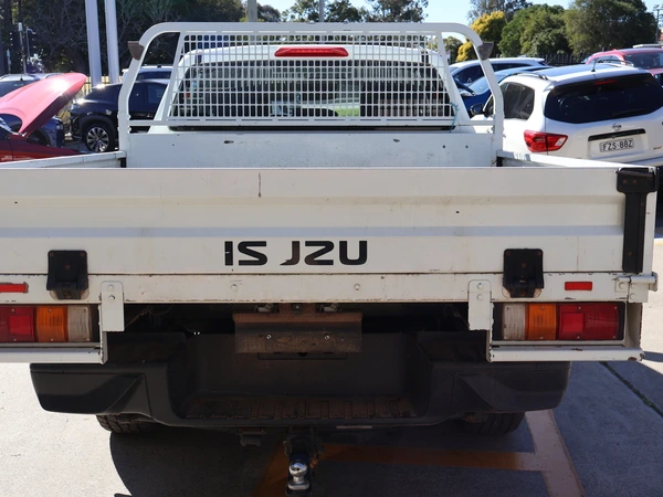 2022 Isuzu D-max SX Diesel Automatic 4WD