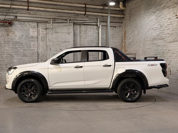 2023 Isuzu D-max X-TERRAIN 4WD Automatic Diesel