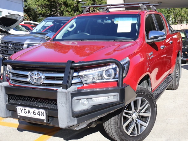2017 Toyota Hilux SR5 Automatic Diesel 4WD