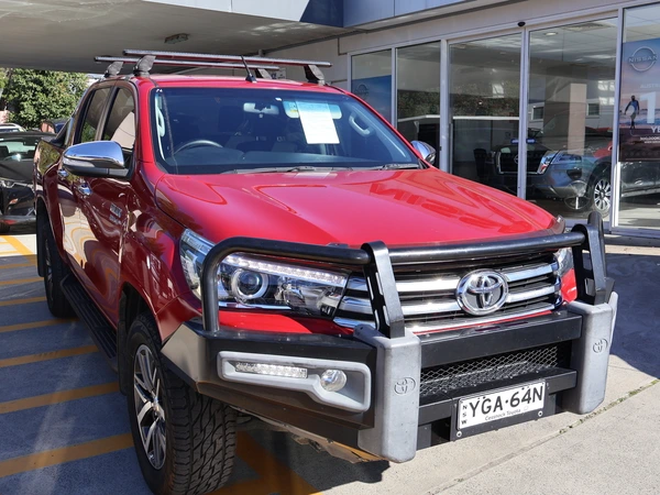 2017 Toyota Hilux SR5 Automatic Diesel 4WD