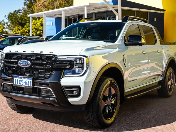 2025 Ford Ranger PHEV Stormtrak Hybrid 4WD Automatic