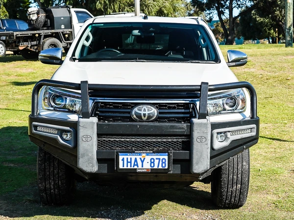 2020 Toyota Hilux SR5 Diesel 4WD Automatic