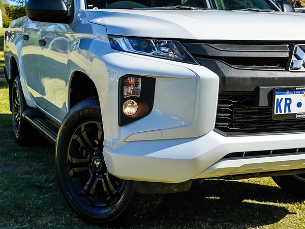 2023 Mitsubishi Triton GLX-R Diesel Automatic 4WD