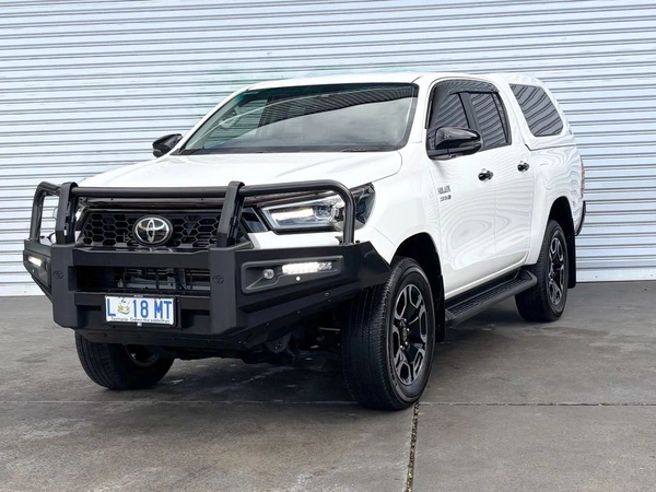 2024 Toyota Hilux SR5 Turbo Diesel 4WD Automatic