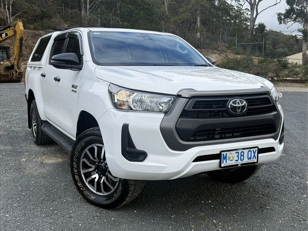 2022 Toyota Hilux SR Turbo Diesel 4WD Automatic