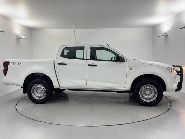 2023 Isuzu D-MAX SX Turbo Diesel 4WD Automatic