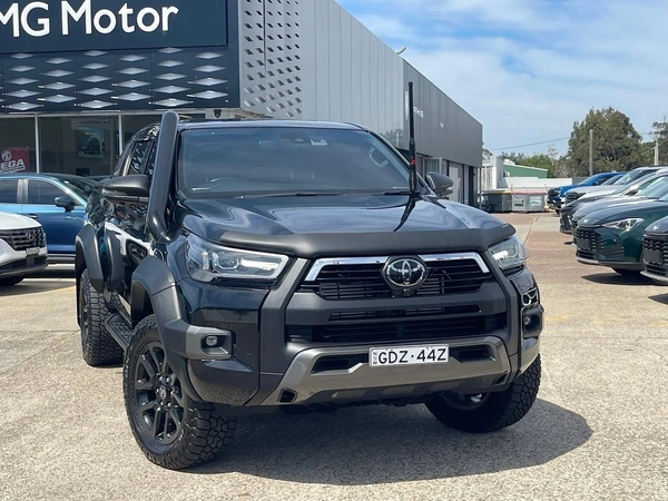 2023 Toyota Hilux Rogue 4WD Automatic