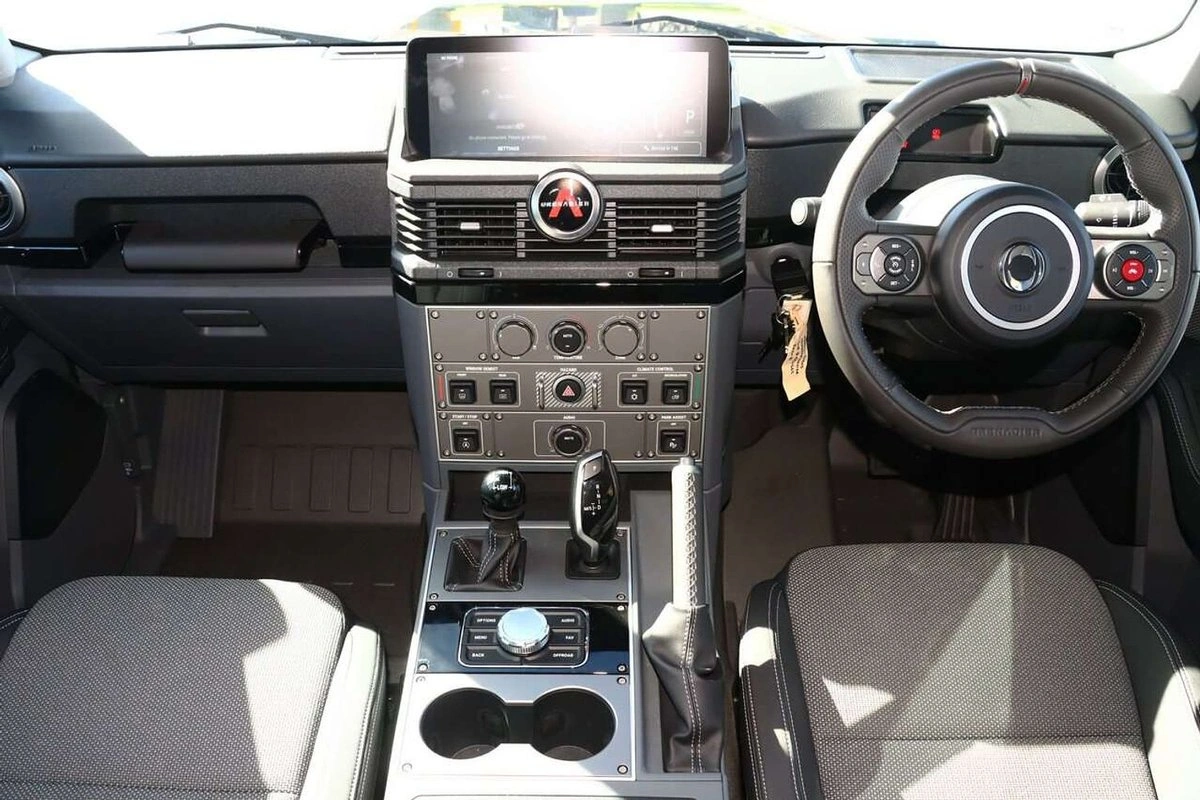 Photo 8