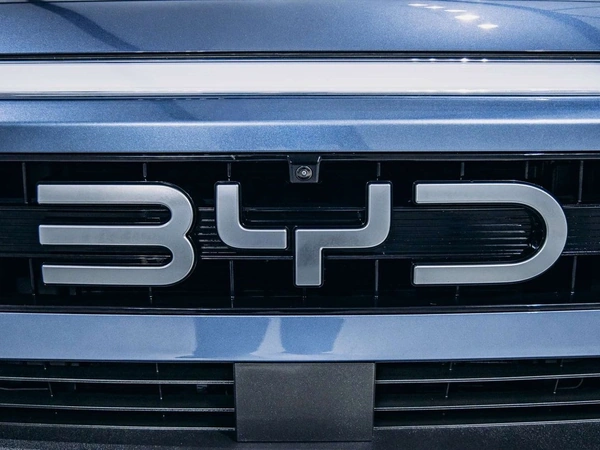 2025 Byd Shark 6 Premium Hybrid 4WD Automatic