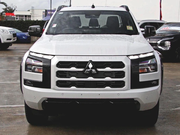 2026 Mitsubishi Triton GSR VR Manual 4x4 Diesel 2.4L Turbo Engine Single Cab