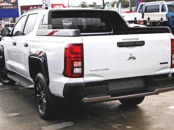 2026 Mitsubishi Triton GSR VR Manual 4x4 Diesel 2.4L Turbo Engine Single Cab