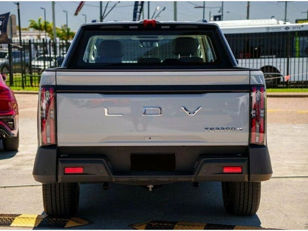 2025 Ldv Terron 9 Evolve EKK1C 4WD Turbo Diesel Manual