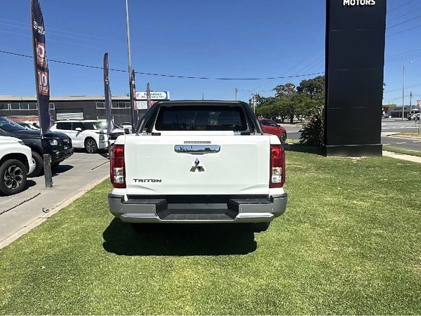2025 Mitsubishi Triton GLX-R 4WD Turbo Diesel Automatic Transmission