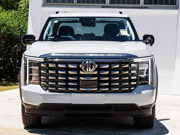 2025 Mg U9 Grey Ute Automatic Diesel
