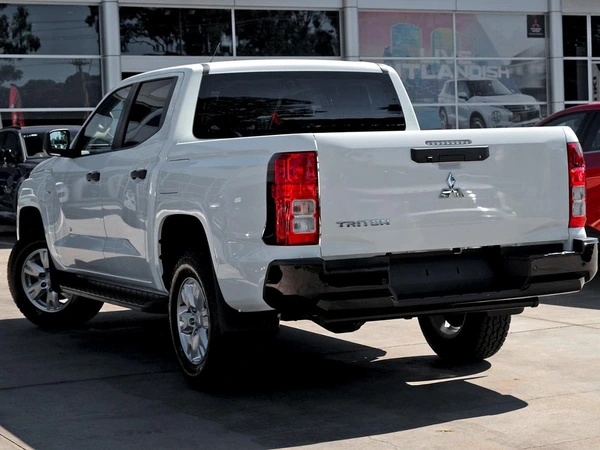 2026 Mitsubishi Triton GLX+ 4WD Auto Diesel