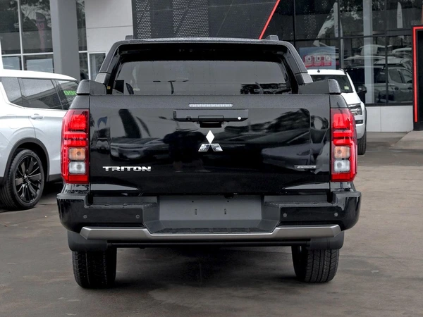 2026 Mitsubishi Triton GSR 4WD Manual Diesel 2.4L Turbo Engine