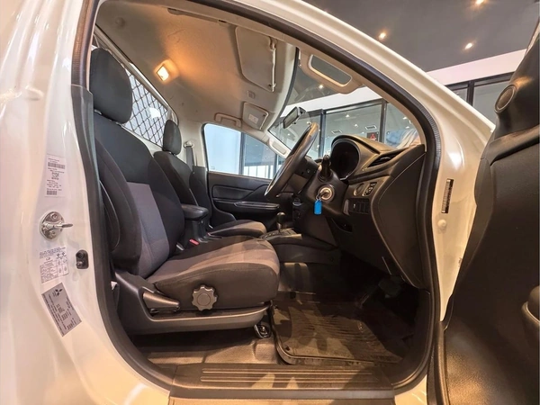 2021 Mitsubishi Triton GLX MR Turbo Diesel RWD Automatic