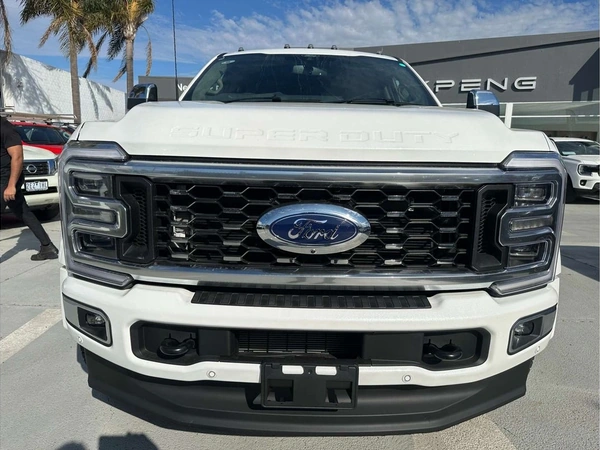 2026 Ford F450 Platinum Plus 4WD Automatic Diesel