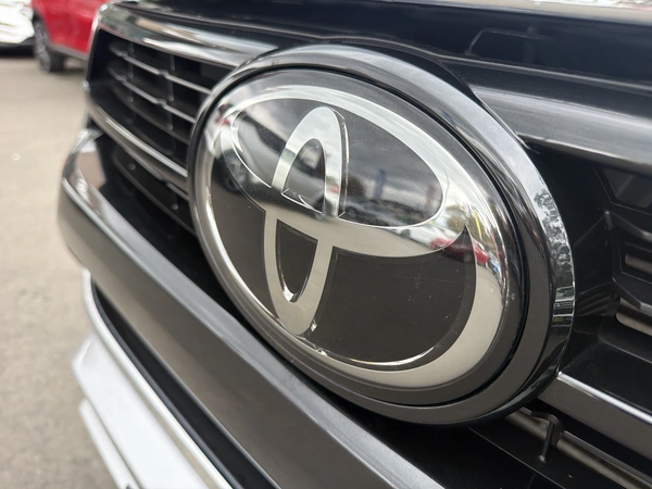 2022 Toyota Hilux SR5 AWD 4WD