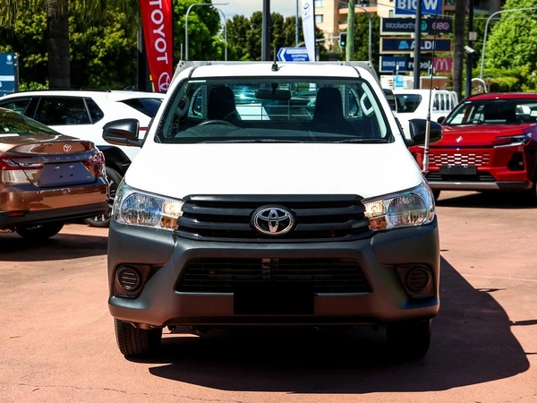 2016 Toyota Hilux Workmate Manual RWD