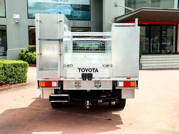 2017 Toyota Hilux Workmate Automatic RWD