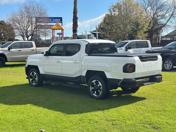 2025 Kia Tasman SX+ 4WD Automatic Diesel