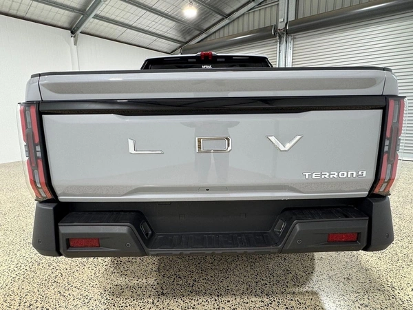 2025 Ldv Terron 9 Origin AWD Automatic