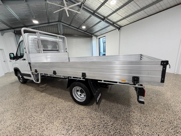2026 Ldv Deliver 9 Lwb Automatic Rear Wheel Drive