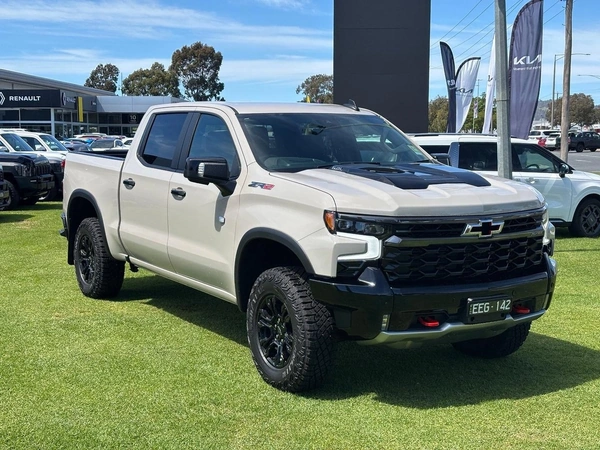 2026 Chevrolet Silverado 1500 ZR2 4WD Manual Transmission