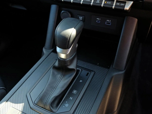 2026 Nissan Navara ST 4WD Manual