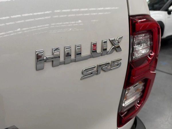 2022 Toyota Hilux SR5 Turbo Diesel 4WD Automatic