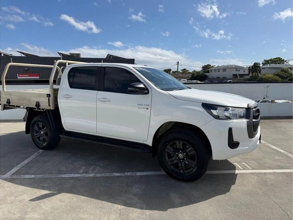 2023 Toyota Hilux SR Turbo Diesel 4WD Automatic