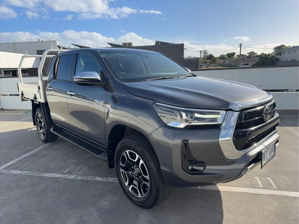 2022 Toyota Hilux SR5 Turbo Diesel 4WD Manual
