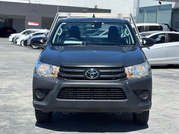 2024 Toyota Hilux Workmate Manual 4x4